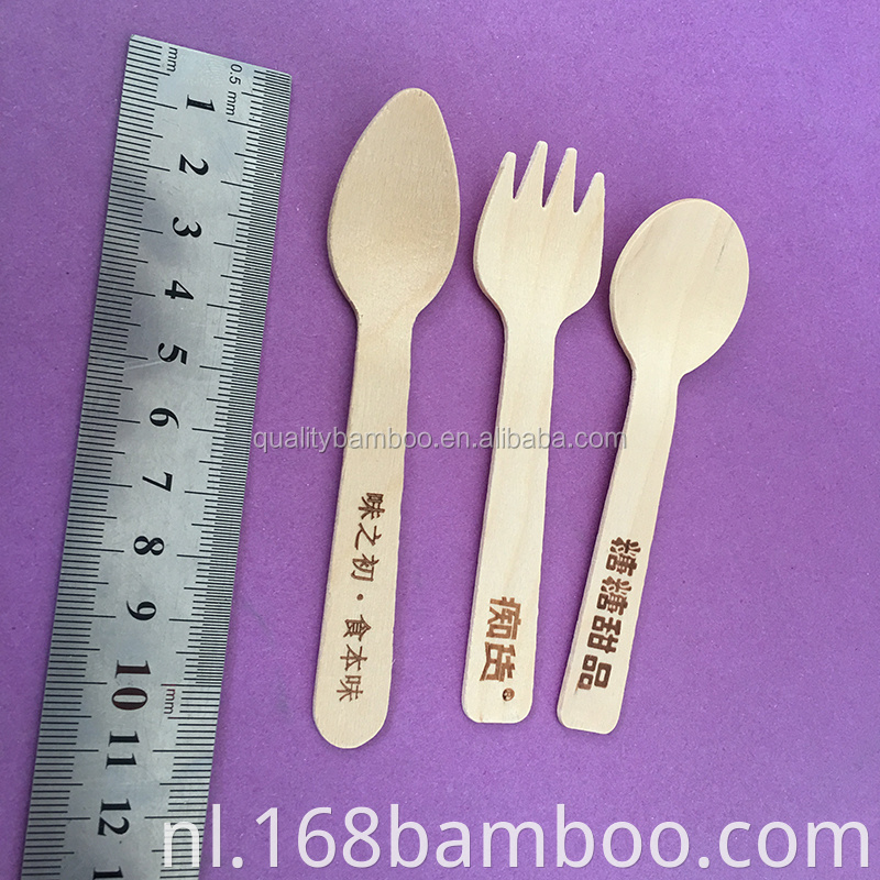 Disposable wood spoon